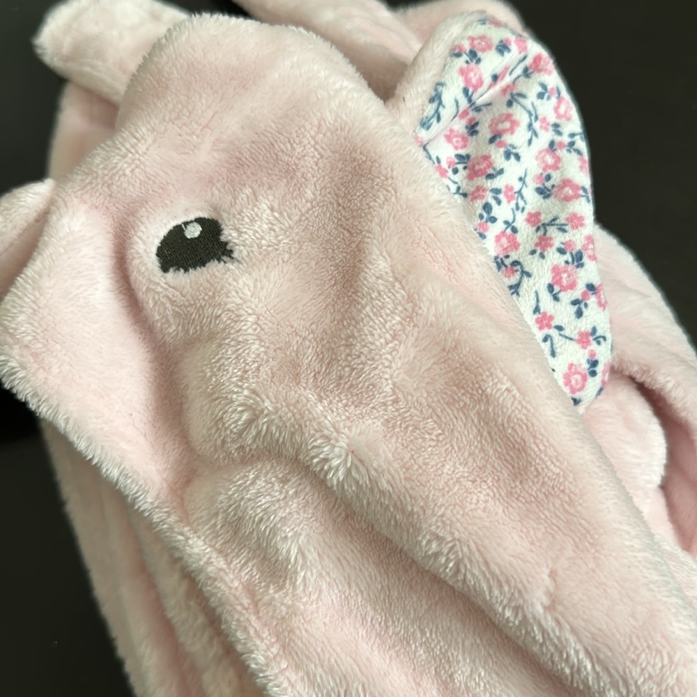 Plush Elephant Robe - Picture 4 of 4